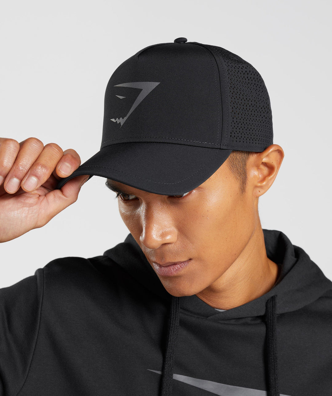 GYMSHARK MESH TRUCKER CAP