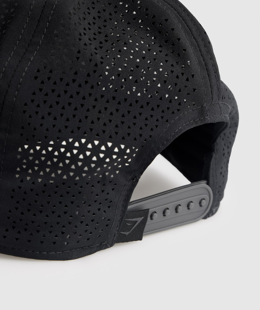 GYMSHARK MESH TRUCKER CAP