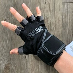 Gymshark Wrap lifting gloves